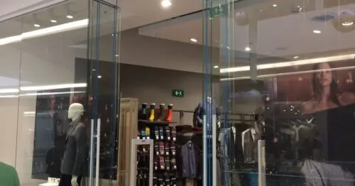 PUNTO BLANCO  CENTRO CPMERCIAL PARQUE LA COLINA